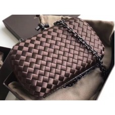 Kopertówka Bottega Veneta z węzłem Boucher Intreccio Chocolate