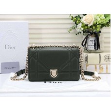 Dior Mała torebka Diorama Lambskin Green d05262