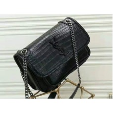 Saint Laurent Niki Small w wytłaczanym wzorze krokodyla w kolorze czarnym