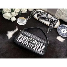 Torebka Fendi Baguette w kolorze czarnym PU