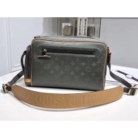 Torba fotograficzna Louis Vuitton Monogram Titanium Canvas m43884