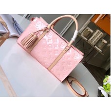 Baleriny Louis Vuitton z monogramem Vernis Neo Triangle Rose m94398