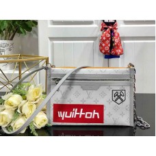 Louis Vuitton Monogram Biała płócienna torba listonoszka m44640